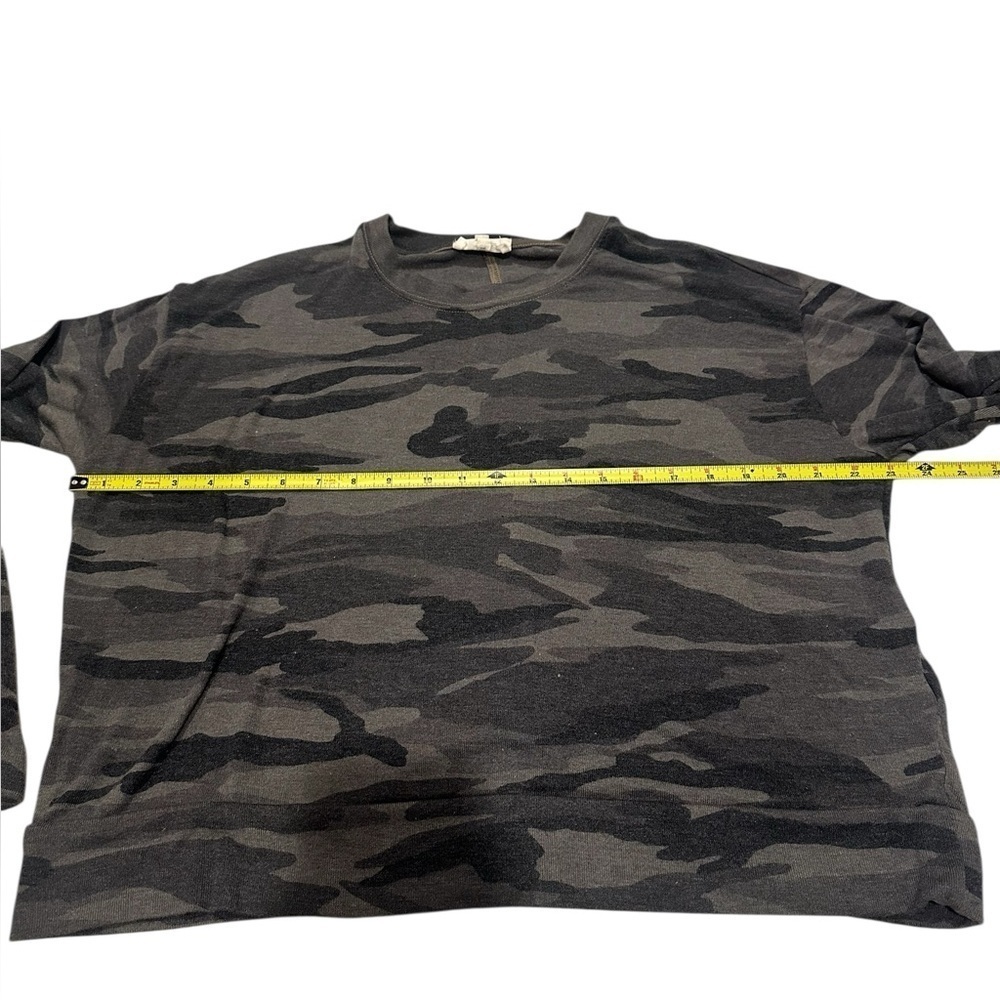 NWOT Splendid Gray Camo Supersoft Pullover Small - Picture 5 of 7